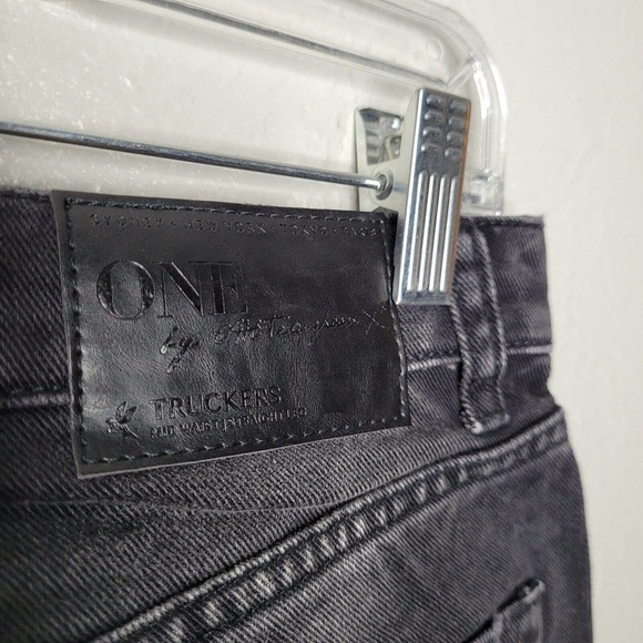 NWT One Teaspoon Jeans 26 Straight Leg Truckers Mid Waist Fray Button Fly black - Picture 7 of 11